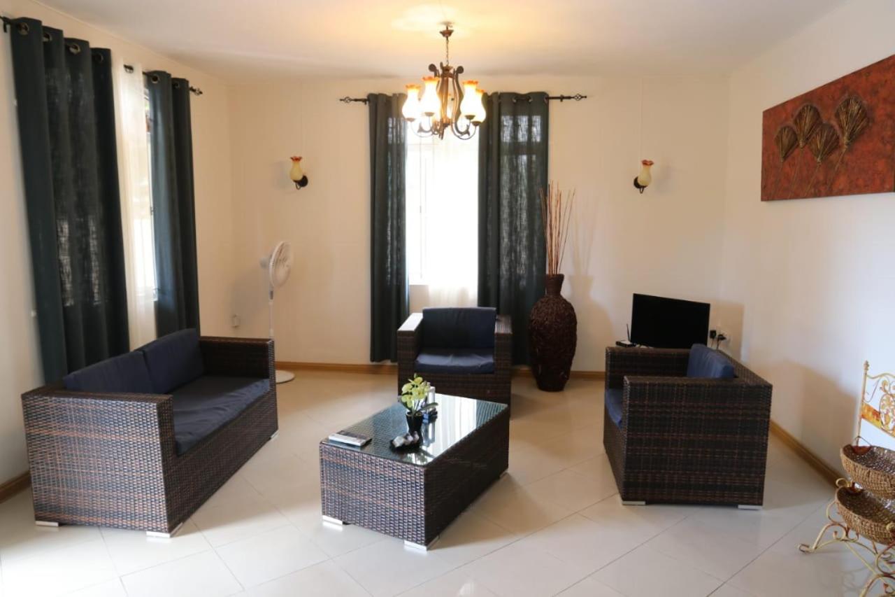 Isola Bella Luxury Villa La Gaulette Extérieur photo